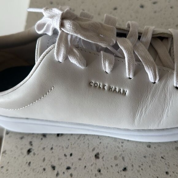 Cole Haan Women’s White Soft Leather Sneakers Casual Shoes Size 9.5 EUC - Picture 12 of 12